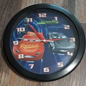 Cars Themed Wall Clock: Lightning McQueen